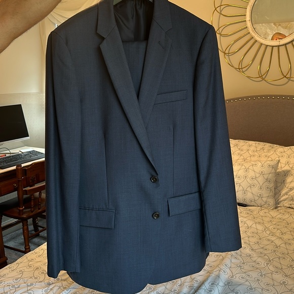 Excellent condition J Crew Factory Thompson Line Navy Suit
